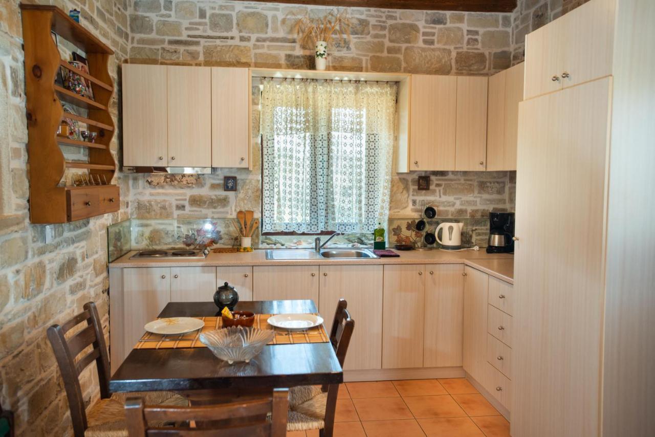 Apartments-studios,sigelakis With Very View Apartment Sivas