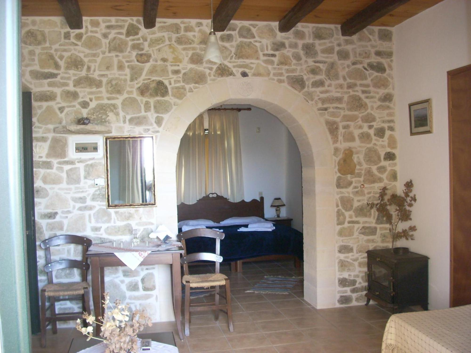Apartments-studios,sigelakis With Very View *